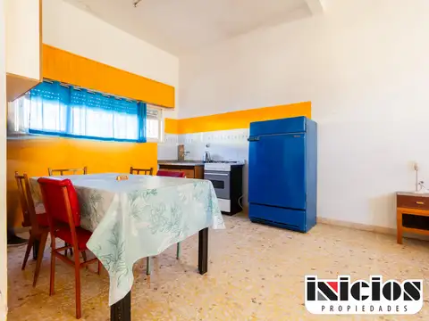 Departamento 4 ambientes con 2 baños