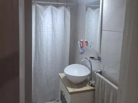 San Luis e/ Diagonal Santa Rosalia y J. M. Campos