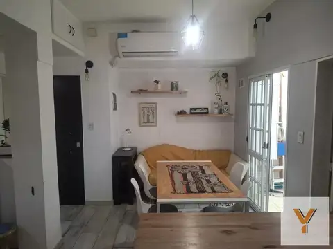Depto Tipo Casa en Venta de 2 ambientes