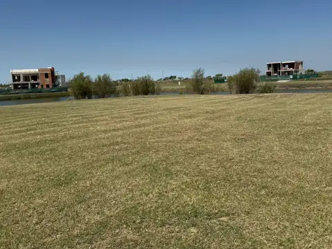 Terreno en Venta en Berazategui, USD 85.000