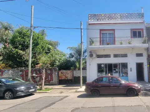 EN VENTA EN EL PALOMAR HERMOSA PROPIEDAD, DEPARTAMENTO DE 2 AMBIENTES + LOCAL - FICHA 10141