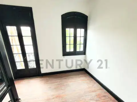 Jujuy 300, Piso 1