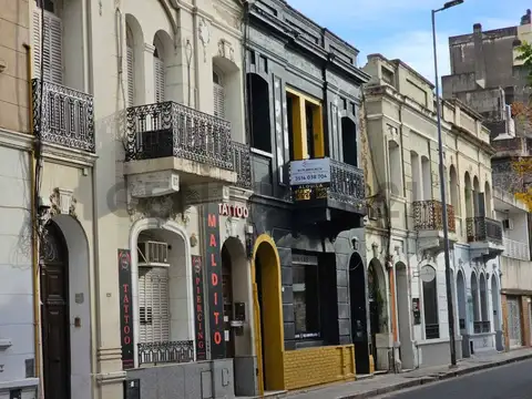 PH Comercial Reciclado en Pleno Centro | Oficina 170 m² + Terraza Exclusiva de 170 m²