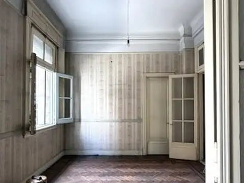 DEPARTAMENTO EN VENTA A RECICLAR