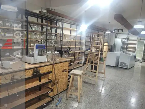 Local en Venta 35 años