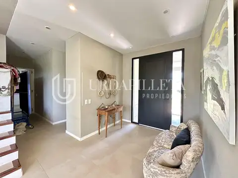 Casa en venta sobre lote 1.550 mts en Estancias La Pionera