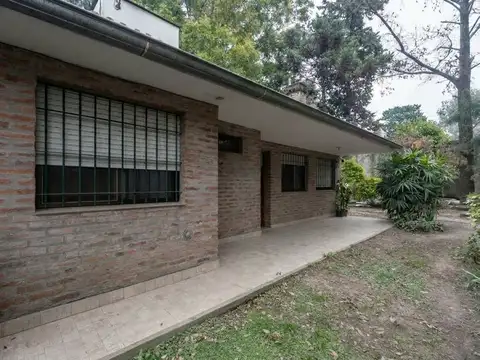 Casa en Venta en Garin, USD 92.000