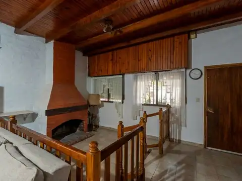 Venta Casa 3 Dorm. + Lote Libre 314 m²   Garin