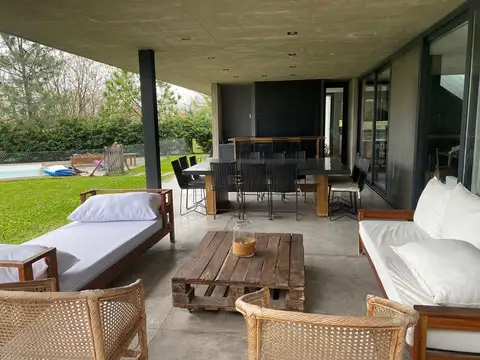 Casa en Alquiler Temporal en Lagos Del Norte, USD 4.500