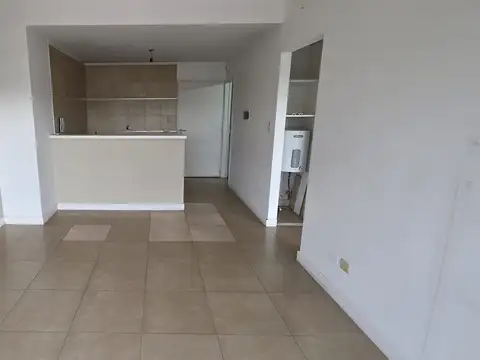 DEPARTAMENTO 2 AMBIENTES CON BALCON CORRIDO Y 2 BAÑOS, SUPER LUMINOSO Y MODERNO  