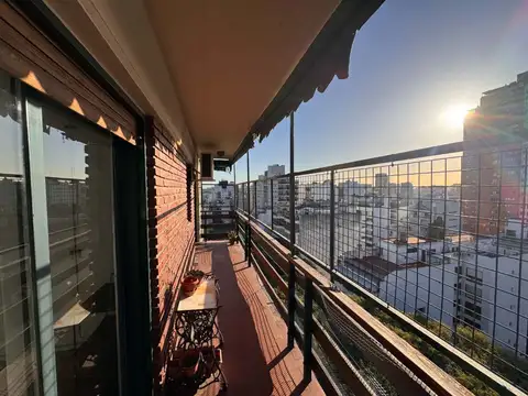 PISO 4AMB VISTA 360 COCHERA BELGRANO A REFACCIONAR