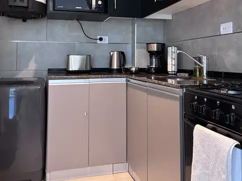 Casa 2 ambientes con 1 baño