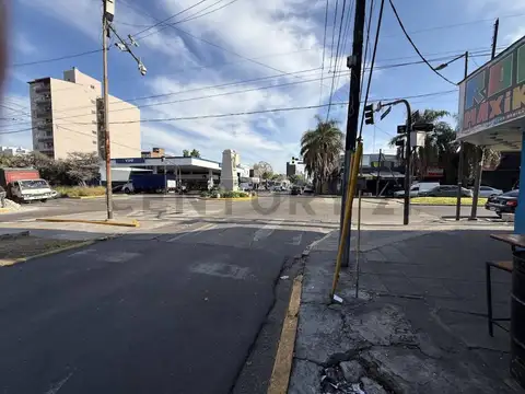 JUAN DOMINGO PERON 3600, Piso 0