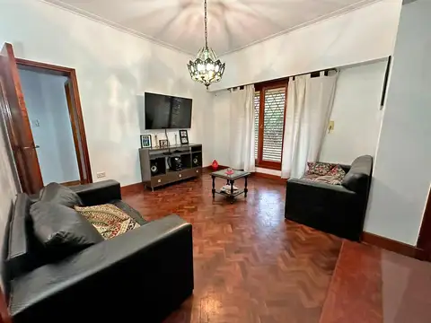 Casa en Venta en Manuel B Gonnet, USD 189.000