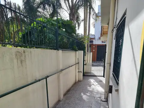 Depto Tipo Casa en Venta de 5 ambientes