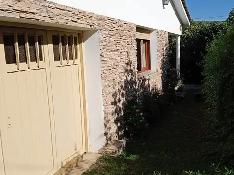 VENTA CASA 3 DORM+BAÑO SUITE TANTI CORDOBA