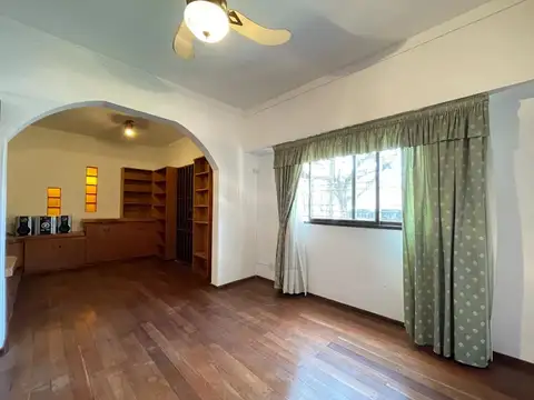 Casa en Venta en Castelar, USD 215.000