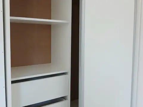 San Juan 1800, Piso 1