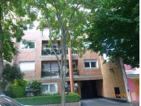 Dr J Jose Paso 300, Piso 3°