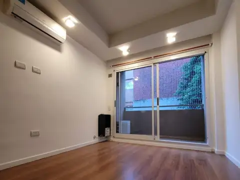 Montevideo 400, Piso 6