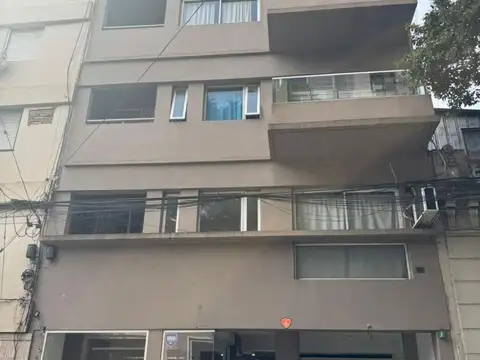 Montevideo 400, Piso 6