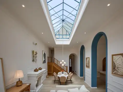 Casa totalmente remodelada en venta