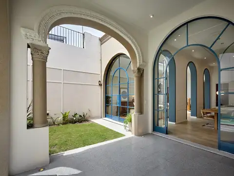 Casa en Venta con 1 cochera