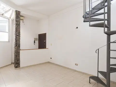 Depto Tipo Casa en Venta 25 años