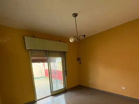 PH 2 AMBIENTES CON PATIO, ENTRADA INDEPENDIENTE Y SIN EXPENSAS – APTO CRÉDITO
