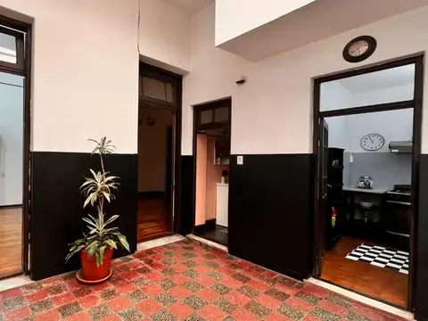 Depto Tipo Casa en Venta de 5 ambientes