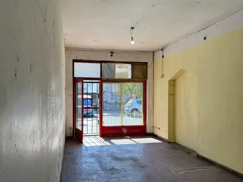 Local en Alquiler en Temperley, $ 1.200.000