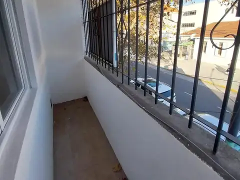 Depto Tipo Casa en Venta en Lomas De Zamora, USD 60.000