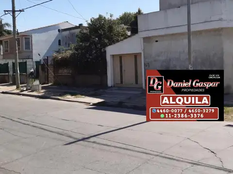 ALQUILER – GRAN CASA 3 AMBIENTES – VILLA LUZURIAGA