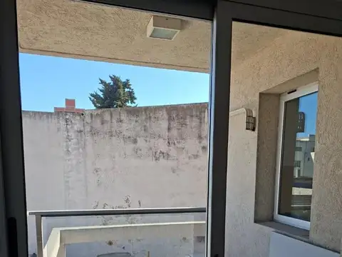 HERMOSO DPTO. 2 AMB. ZONA ITUZAINGÓ