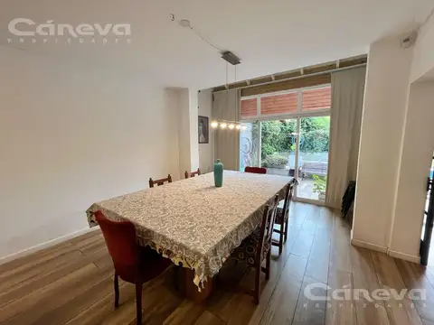 Casa reciclada con pileta, 4 dormitorios
