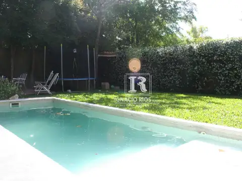 Casa 6 ambientes con 2 baños