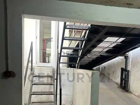 Cochera cubierta en venta – La Plata (43 e/ 15 y 16)