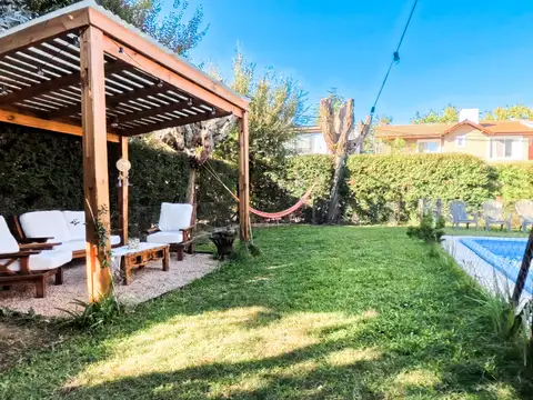 Casa 4 ambientes con 3 baños