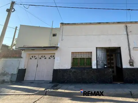 CASA EN VENTA DOS DORM . 7 DE MARZO 212 PTA ALTA  