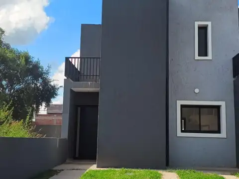 Barrio Cerrado Barrio Norte Gama, Duplex dos dormitorios lote central