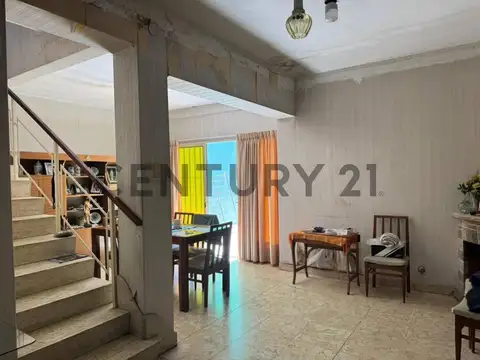 115 Entre 39 y 40 300, Piso 0