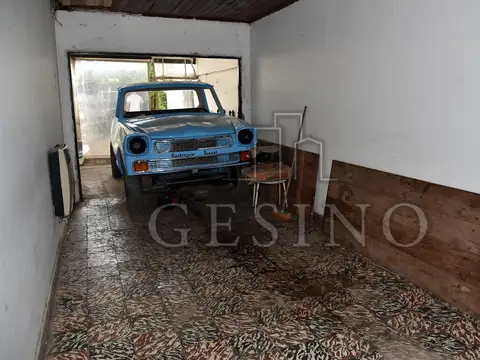 Casa en Venta con 1 cochera