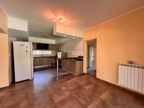 Casa 6 ambientes con 3 baños