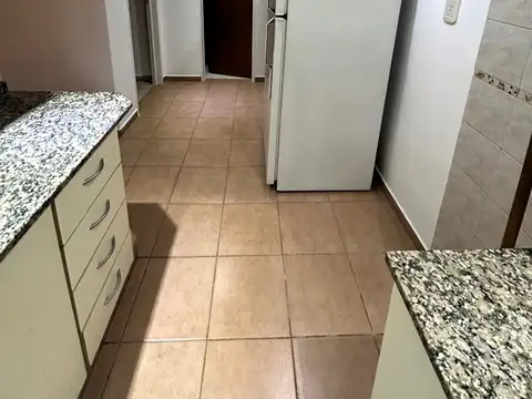 Depto Tipo Casa en Alquiler en Carapachay, $ 600.000