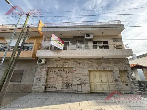 VENTA EN BLOCK – CASA   2 PH 3 AMBIENTES   LOCAL – LOMAS DEL MIRADOR – SOBRE AV. GENERAL PAZ