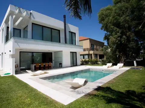 Casa en Venta de 4 dormitorios