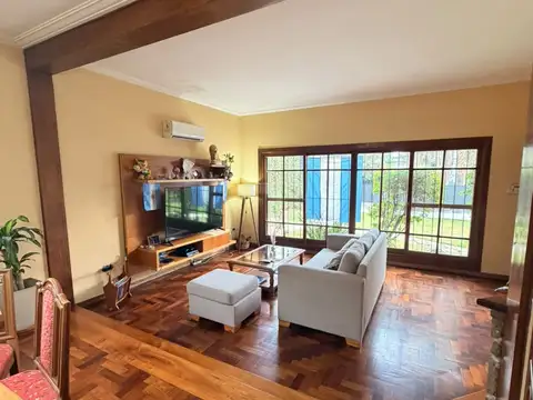 CASA 5 AMBIENTES VILLA BALLESTER