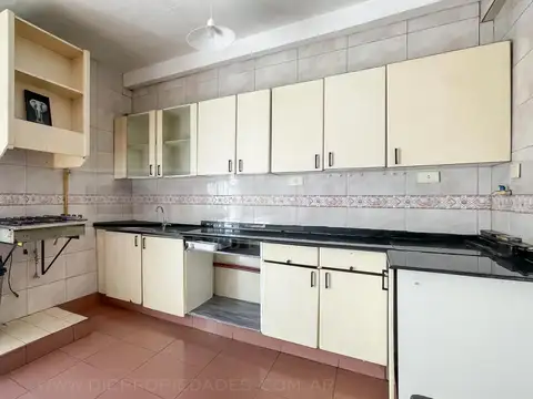 Depto Tipo Casa en Venta en Villa Adelina, USD 205.000