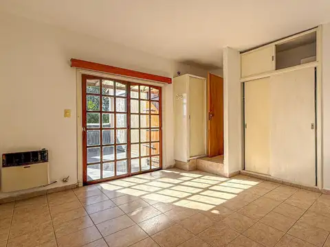 Depto Tipo Casa 3 ambientes con 1 baño