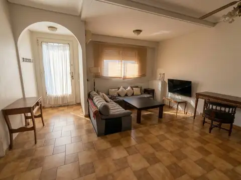 Depto Tipo Casa en Venta 50 años